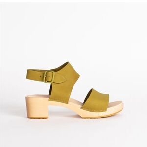 Bryr Olive Green Sandals